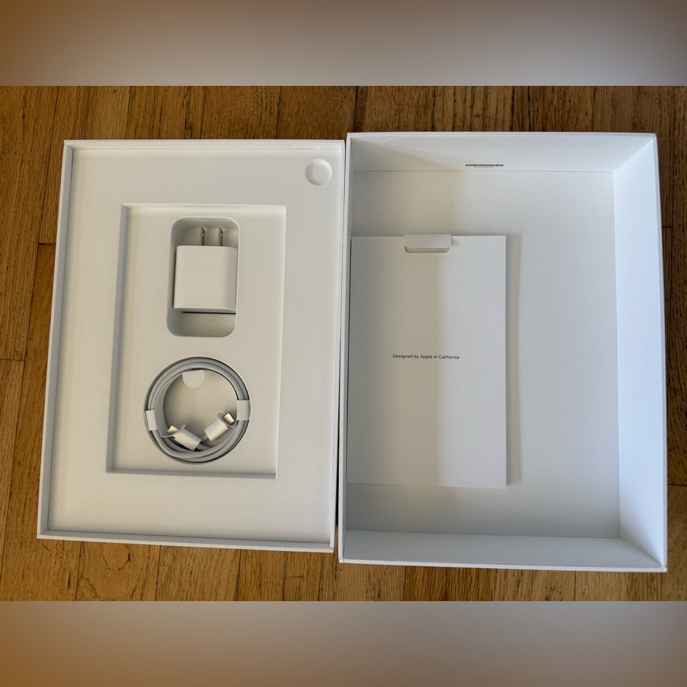 APPLE IPAD 10TH GENERATION 256 GB BLUE 10.9 (2022) - Picture 5 of 10